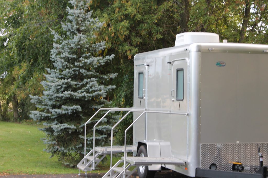 mobile restroom rental